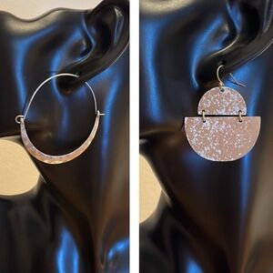 Set of Universal Thread Earringd